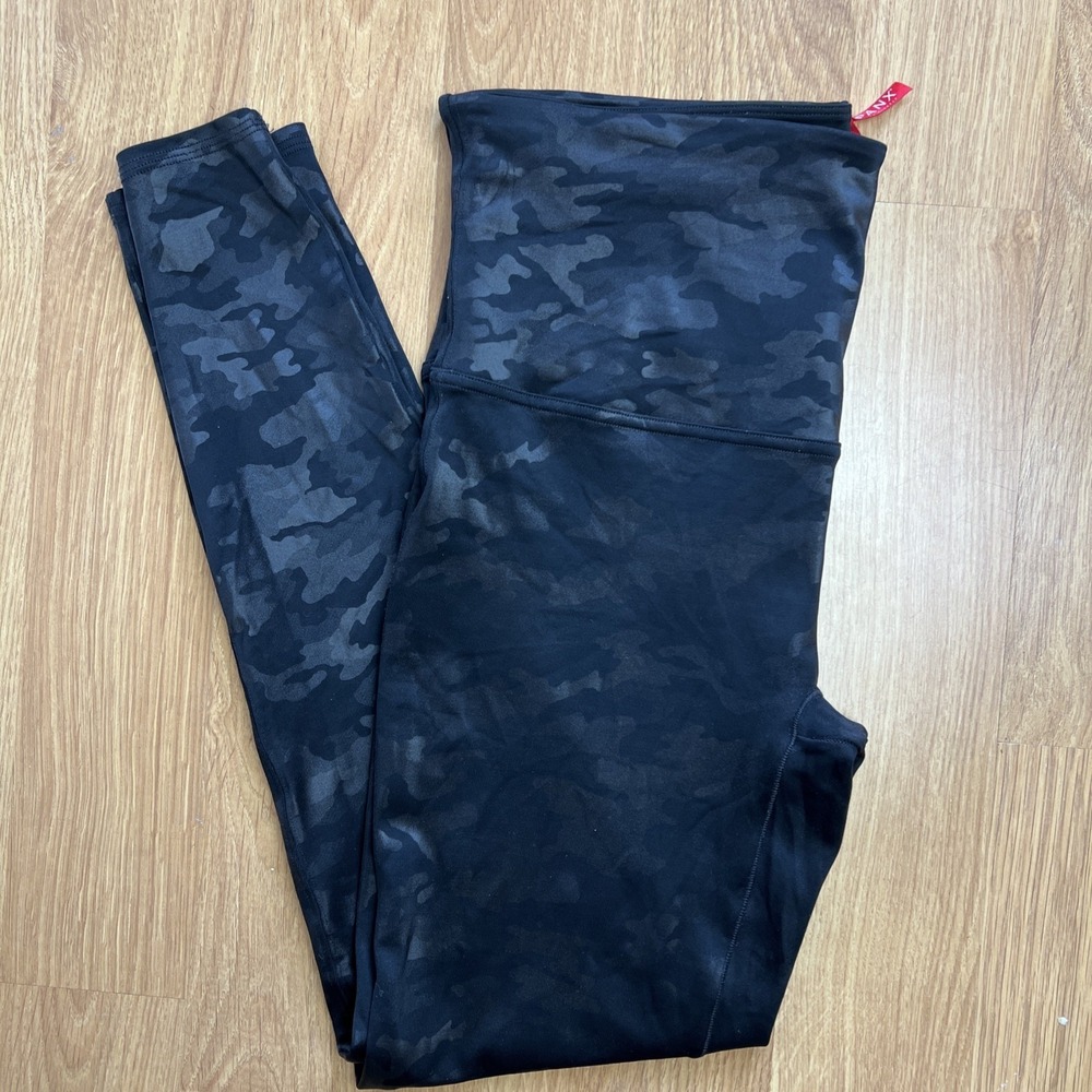 SPANX Leggings Women's Sz 1X High Rise Black Camouflage Tummy Control Workout - Picture 12 of 16